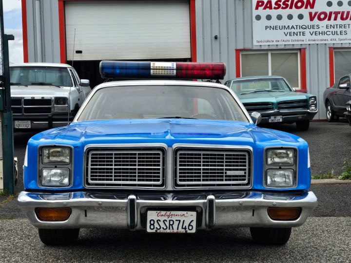 Dodge Monaco Sedan V8 Gotham Police, Véritable Voiture De Cinéma  - 2