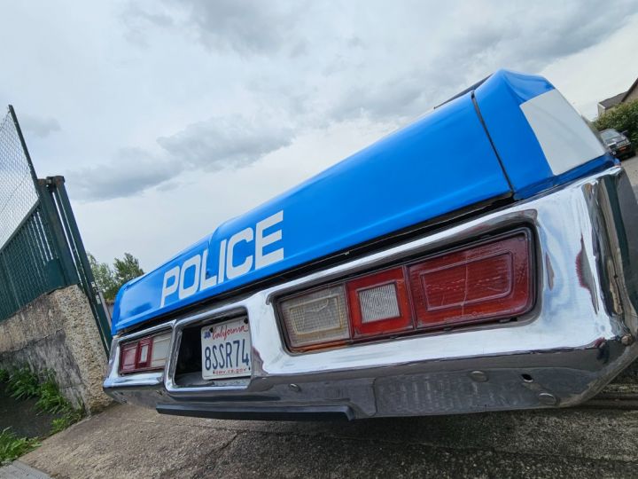 Dodge Monaco Sedan V8 Gotham Police, Véritable Voiture De Cinéma  - 15