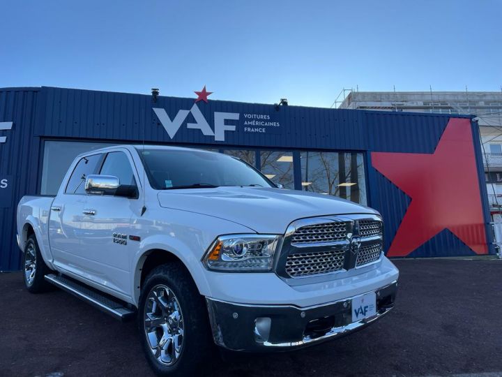 Dodge Ram Laramie Ecodiesel Suspension Pneumatique - Toit Ouvrant - V6 3L De 240 Ch / Pas De TVS Blanc Occasion - 1