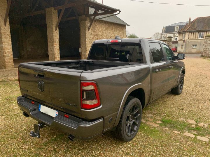 Dodge Ram LARAMIE SPORT NIGHT EDITION 2020 PAS D’ÉCOTAXE/PAS TVS/TVA RÉCUP GRANIT CRYSTAL Vendu - 4