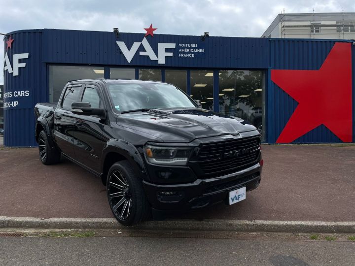 Dodge Ram Laramie Sport Night Edition - RamBox - Ridelle Multifonction - Caméra 360° - V8 5,7L De 401 Ch - Pas D'écotaxe - Pas De TVS - TVA Récup Noir Vendu - 1