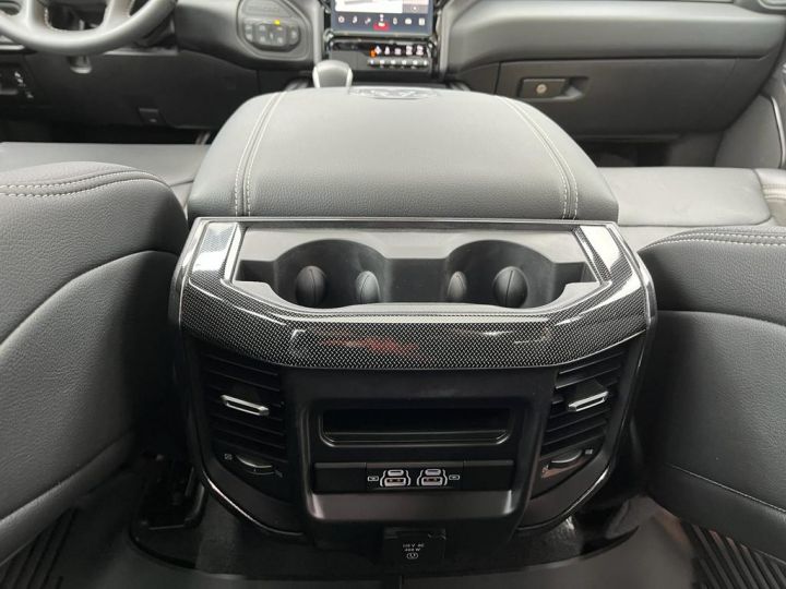 Dodge Ram Rebel GT E-torque – CAMERA 360° - SUSPENSION PNEUMATIQUE- Rambox -Ridelle Multifonction- PACK ADG-V8 5,7L De 401 Ch-Pas D’écotaxe -Pas TVS - TVA Récup Noir Neuf - 11