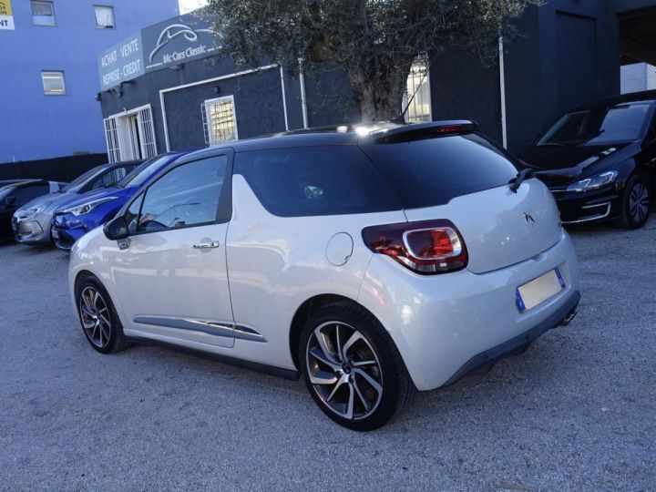 DS DS 3 1.2i PureTech 12V S&S - 130 BERLINE Sport Chic PHASE Blanc nacré - 3