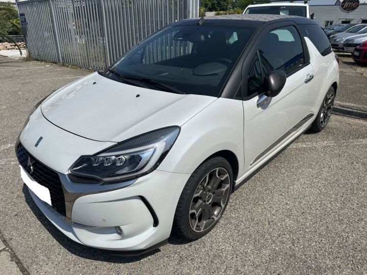 DS DS 3 Cabrio 1.2 boîte auto GIVENCHY BLANC - 2