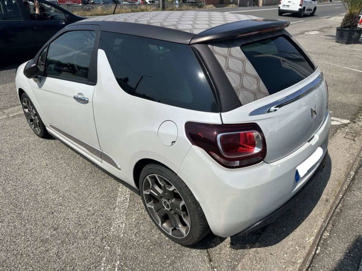 DS DS 3 Cabrio 1.2 boîte auto GIVENCHY BLANC - 3