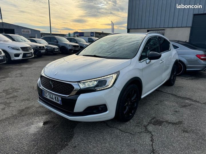 DS DS 4 CROSSBACK ds4 2.0 bluehdi 180 ch s&s eat6 sport chic blanc nacre -attelage camera- full led Blanc - 2