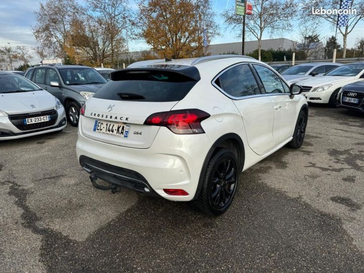 DS DS 4 CROSSBACK ds4 2.0 bluehdi 180 ch s&s eat6 sport chic blanc nacre -attelage camera- full led Blanc - 4