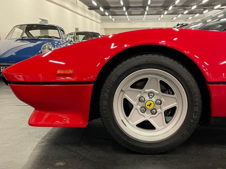 Ferrari 208 GTS TURBO Rosso Corsa - 4