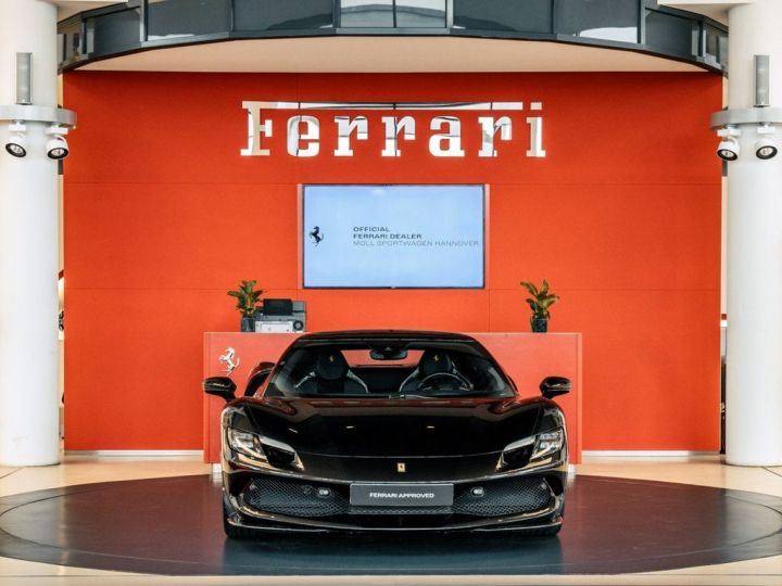 Ferrari 296 GTB V6 3.0 Hyb. 829 ch Carbon*JBL*Lift Noire - 10