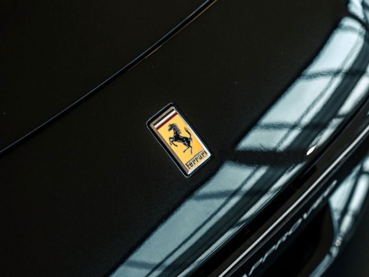 Ferrari 296 GTB V6 3.0 Hyb. 829 ch Carbon*JBL*Lift Noire - 19