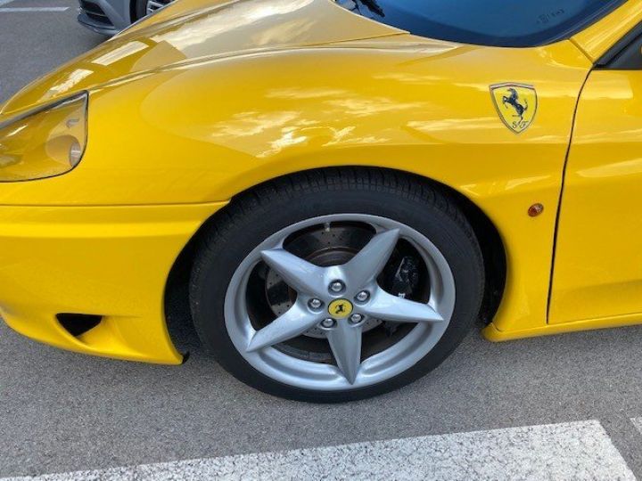 Ferrari 360 Modena F1 400CV     Essence JAUNE - 4