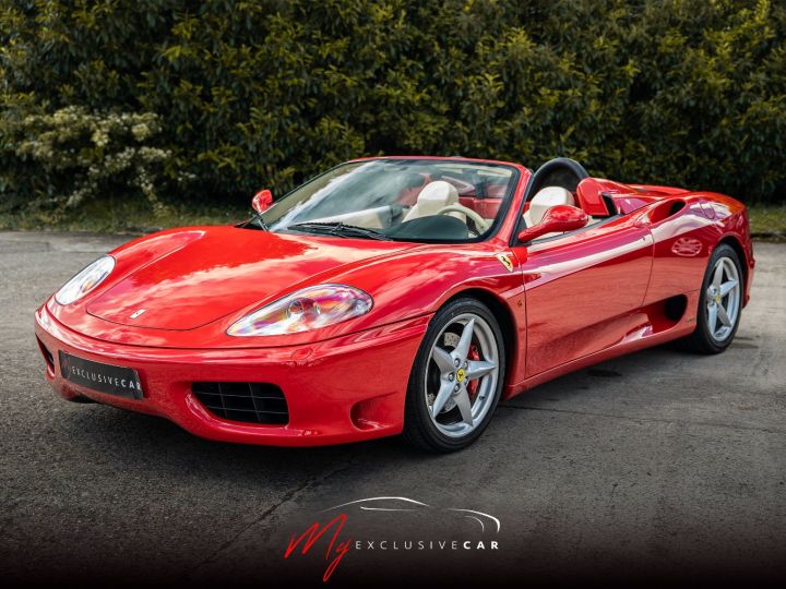 Ferrari 360 Modena Spider Boite F1 - EXCELLENT ETAT - Origine FRANCE - Historique 100% FERRARI - Dernier Entretien 05/2024 Avec Distribution - Embrayage 16% - Garantie 12 Mois Rouge (rosso Corsa) - 1