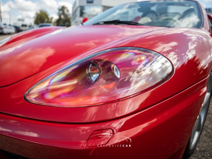 Ferrari 360 Modena Spider Boite F1 - EXCELLENT ETAT - Origine FRANCE - Historique 100% FERRARI - Dernier Entretien 05/2024 Avec Distribution - Embrayage 16% - Garantie 12 Mois Rouge (rosso Corsa) - 16