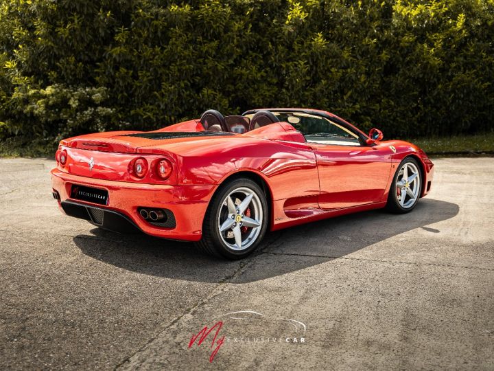 Ferrari 360 Modena Spider Boite F1 - EXCELLENT ETAT - Origine FRANCE - Historique 100% FERRARI - Dernier Entretien 05/2024 Avec Distribution - Embrayage 16% - Garantie 12 Mois Rouge (rosso Corsa) - 9