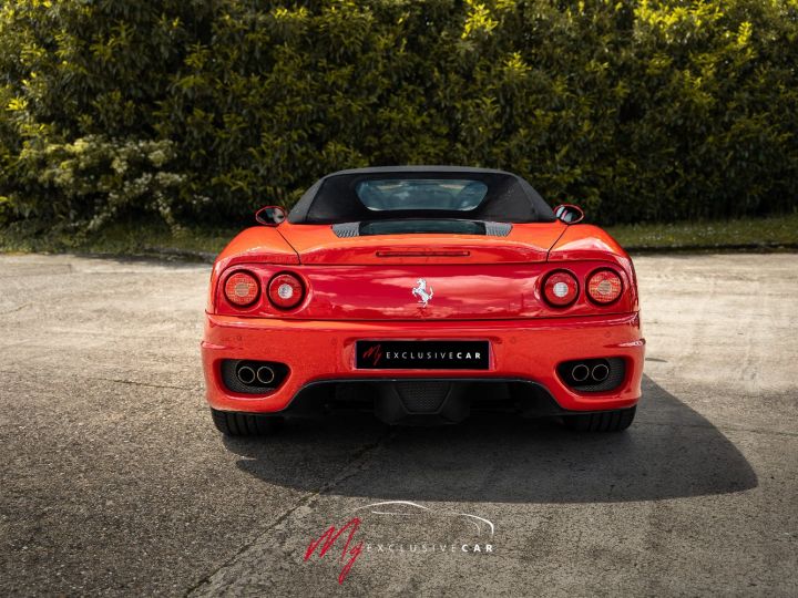 Ferrari 360 Modena Spider Boite F1 - EXCELLENT ETAT - Origine FRANCE - Historique 100% FERRARI - Dernier Entretien 05/2024 Avec Distribution - Embrayage 16% - Garantie 12 Mois Rouge (rosso Corsa) - 7