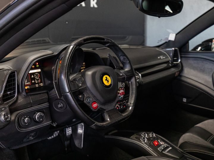 Ferrari 458 Italia - Eléments En Carbone Pour Habitacle - Carnet 100% FERRARI - Dernier Entretien 07/2022 - Garantie 12 Mois Noir - 23