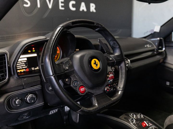 Ferrari 458 Italia - Eléments En Carbone Pour Habitacle - Carnet 100% FERRARI - Dernier Entretien 07/2022 - Garantie 12 Mois Noir - 24