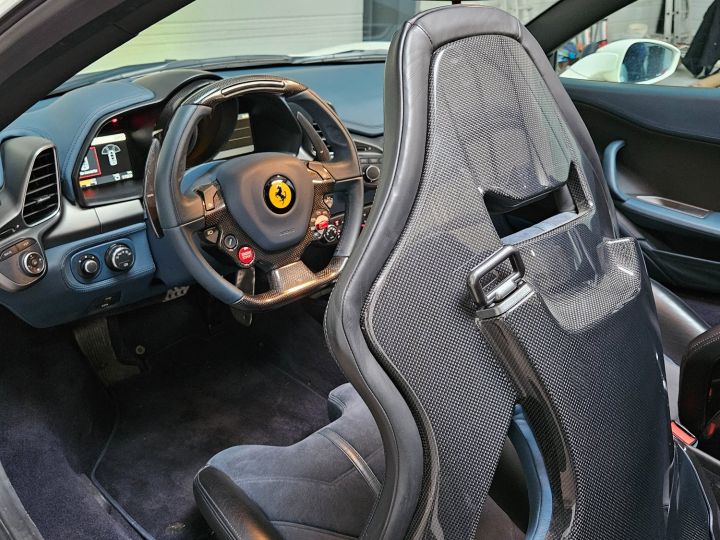 Ferrari 458 Italia Spider  - 31