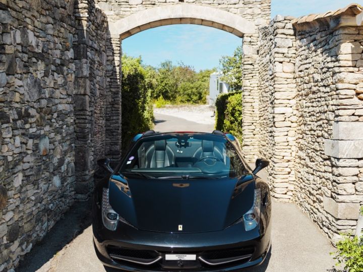 Ferrari 458 Italia Spider Ferrari 458 Spider En Parfait état - 2ème Main - Entretien 100% Ferrari Et à Jour Noir - 15