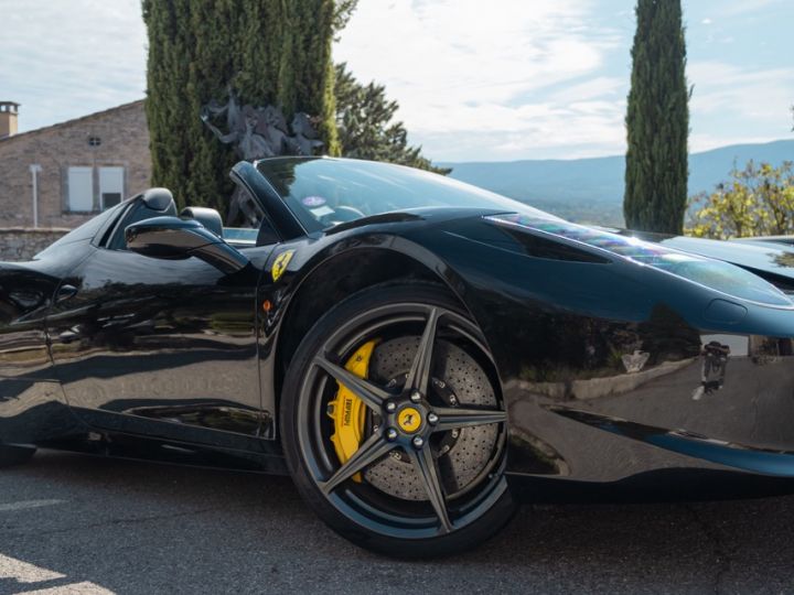 Ferrari 458 Italia Spider Ferrari 458 Spider En Parfait état - 2ème Main - Entretien 100% Ferrari Et à Jour Noir - 20