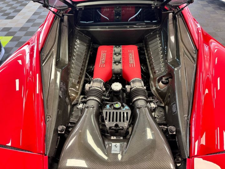 Ferrari 458 Italia V8 4.5 570 CV Full Carbon Xenon Sieges carbon Revision Rouge - 36