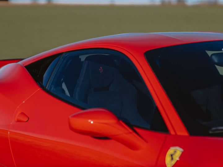 Ferrari 458 Speciale- ROSSO SCUDERIA- 1 OWNER-Perfect history Rouge - 10