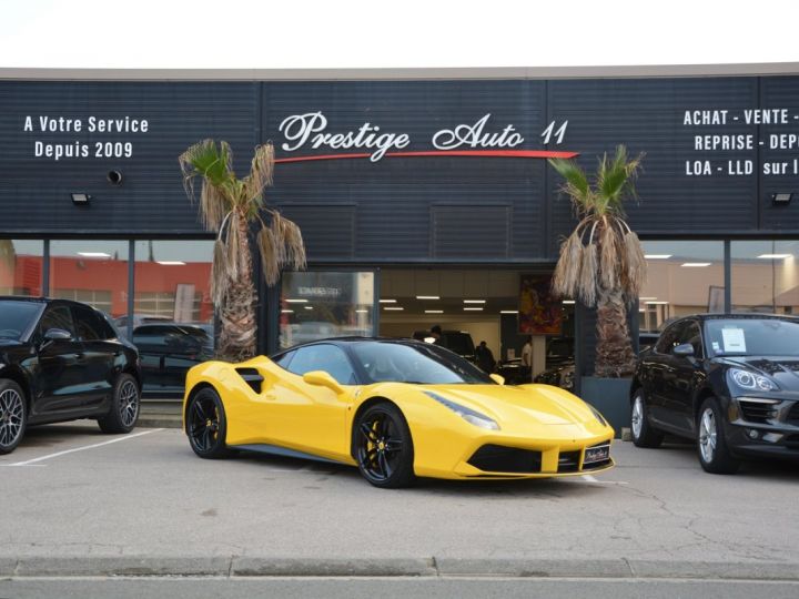 Ferrari 488 GTB 3.9 V8 670 CV FULL CARBON Giallo Modena LIFT JBL LOA : 1 730 Euros Par Mois Jaune - 1