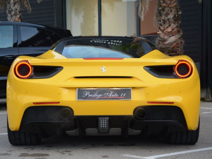 Ferrari 488 GTB 3.9 V8 670 CV FULL CARBON Giallo Modena LIFT JBL LOA : 1 730 Euros Par Mois Jaune - 6