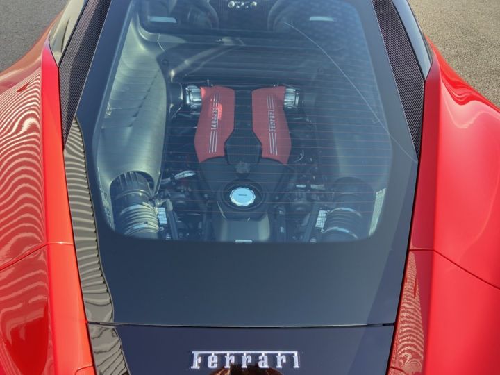 Ferrari 488 GTB 3.9 V8 Bi-Turbo 670ch ROUGE - 10