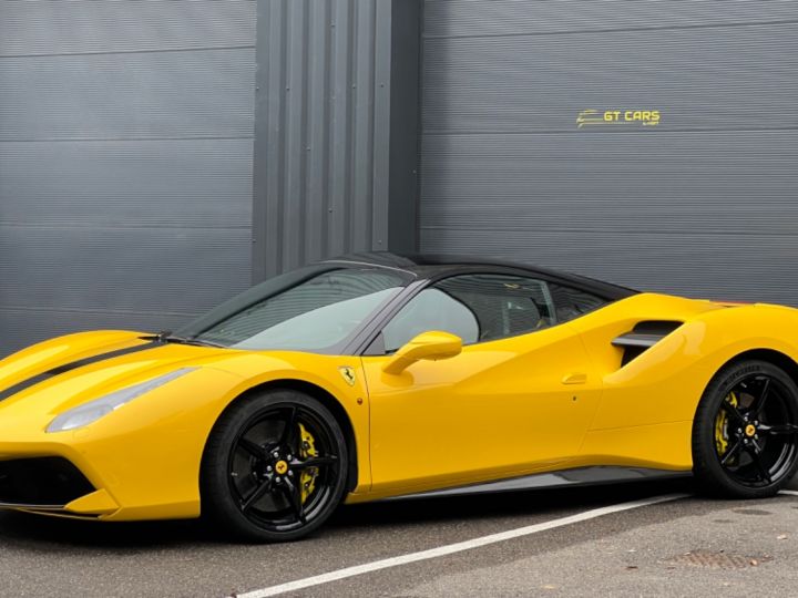 Ferrari 488 GTB Ferrari 488 GTB - LOA 1 757 Euros Par Mois - Volant LED - Sièges Racing - Carbone Jaune - 3