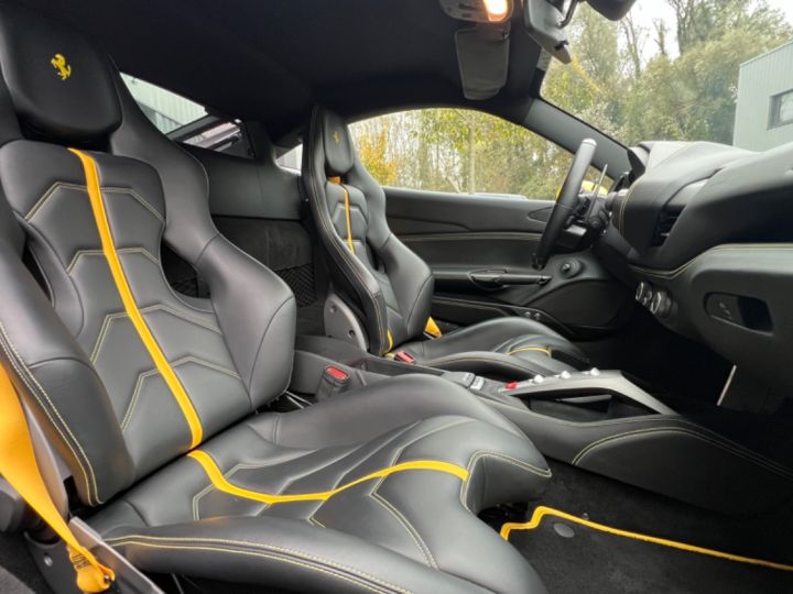 Ferrari 488 GTB Ferrari 488 GTB - LOA 1 757 Euros Par Mois - Volant LED - Sièges Racing - Carbone Jaune - 7