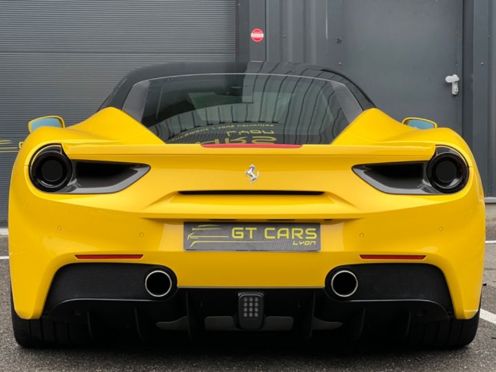 Ferrari 488 GTB Ferrari 488 GTB - LOA 1 757 Euros Par Mois - Volant LED - Sièges Racing - Carbone Jaune - 11