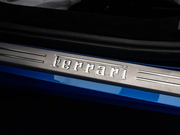 Ferrari 488 Spider 4.0 V8 670ch  Bleu - 22