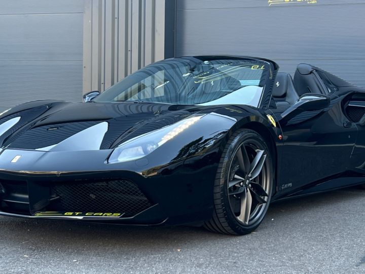 Ferrari 488 Spider Ferrari 488 Spider - LOA 1 934 euros par mois - Pot Novitec Vendu