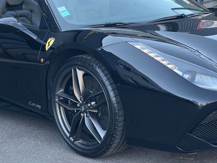 Ferrari 488 Spider Ferrari 488 Spider - LOA 1 934 euros par mois - Pot Novitec NOIR - 2