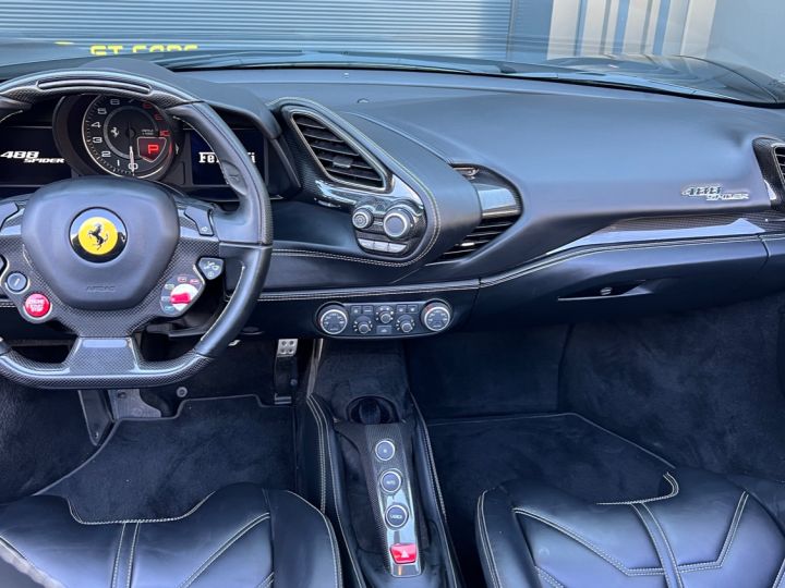 Ferrari 488 Spider Ferrari 488 Spider - LOA 1 934 euros par mois - Pot Novitec NOIR - 5