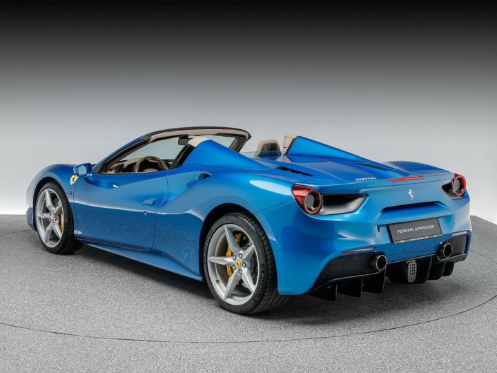 Ferrari 488 Spider V8 3.9 670 ch  Carbon Céramic * 1èreM * JBL * entretien Ferrari de 7 ans jusqu'au 04/20256 ° Garantie Ferrari Approved 21 mois Reconductible Bleu - 6