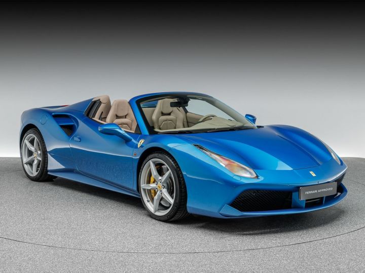 Ferrari 488 Spider V8 3.9 670 ch  Carbon Céramic * 1èreM * JBL * entretien Ferrari de 7 ans jusqu'au 04/20256 ° Garantie Ferrari Approved 21 mois Reconductible Bleu - 10