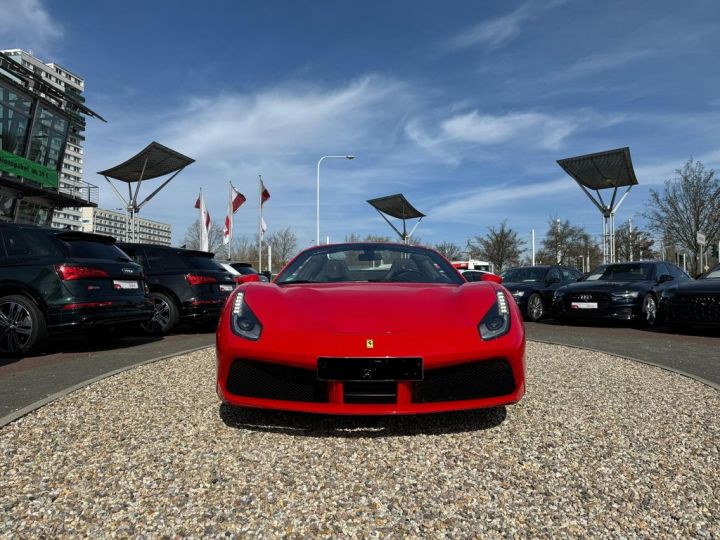 Ferrari 488 Spider V8 3.9 670 ch  Carbon Céramic * LIFT * entretien Ferrari de 7 ans jusqu'au 04/2026 ° Garantie Ferrari Approved 24 mois Reconductible Rouge Corsa - 3