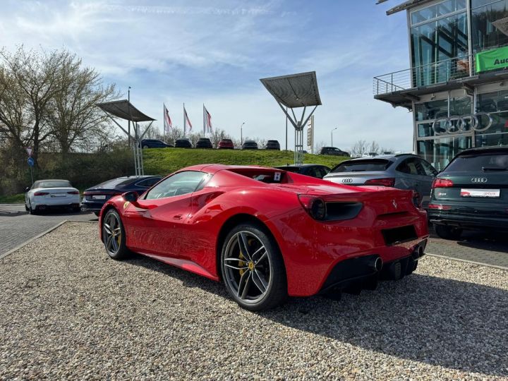 Ferrari 488 Spider V8 3.9 670 ch  Carbon Céramic * LIFT * entretien Ferrari de 7 ans jusqu'au 04/2026 ° Garantie Ferrari Approved 24 mois Reconductible Rouge Corsa - 19