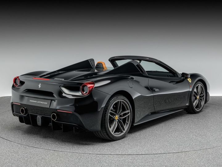 Ferrari 488 Spider V8 3.9 670 ch LIFT Carbon Céramic * entretien Ferrari de 7 ans jusqu'au 02/2025 ° Garantie Ferrari Approved 7 mois Reconductible Gris daytona - 2