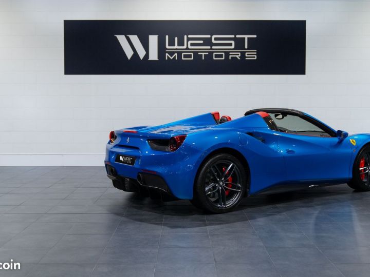 Ferrari 488 Spider V8 3.9 670 – Immat France 108K Options Configuration Atelier Carbone Lift Display Carplay JBL 1703EMOIS Bleu - 4