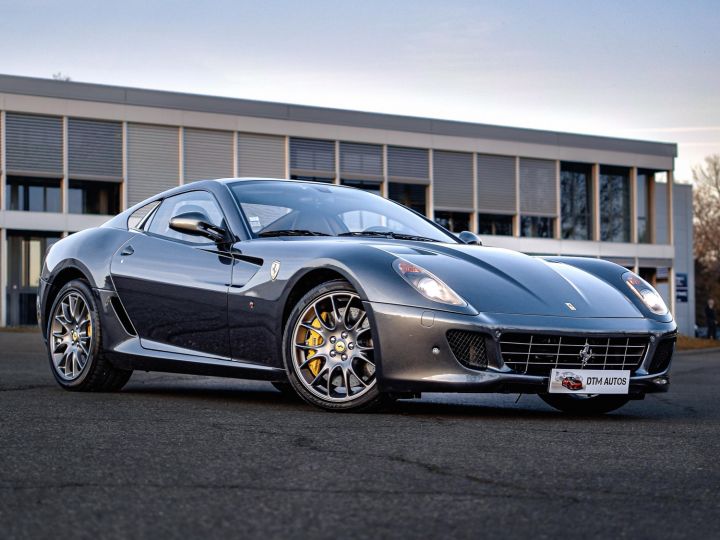 Ferrari 599 GTB Fiorano F1 V12 6.0 L 620 Ch Grigio Silverstone - 10