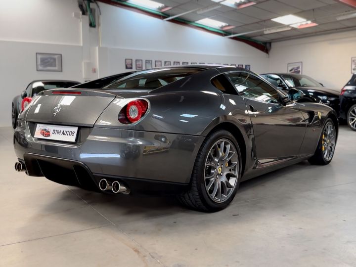 Ferrari 599 GTB Fiorano F1 V12 6.0 L 620 Ch Grigio Silverstone - 41