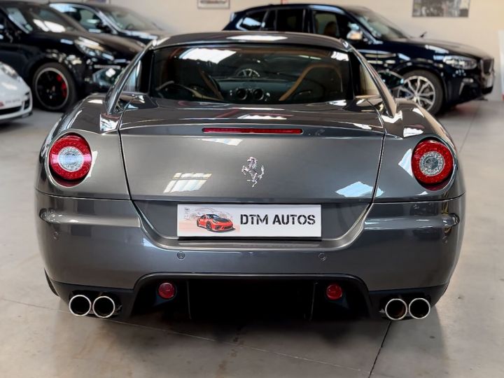 Ferrari 599 GTB Fiorano F1 V12 6.0 L 620 Ch Grigio Silverstone - 37