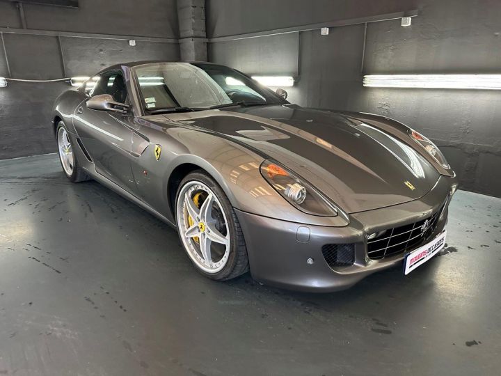 Ferrari 599 GTB Fiorano HGTE F1 Gris - 1