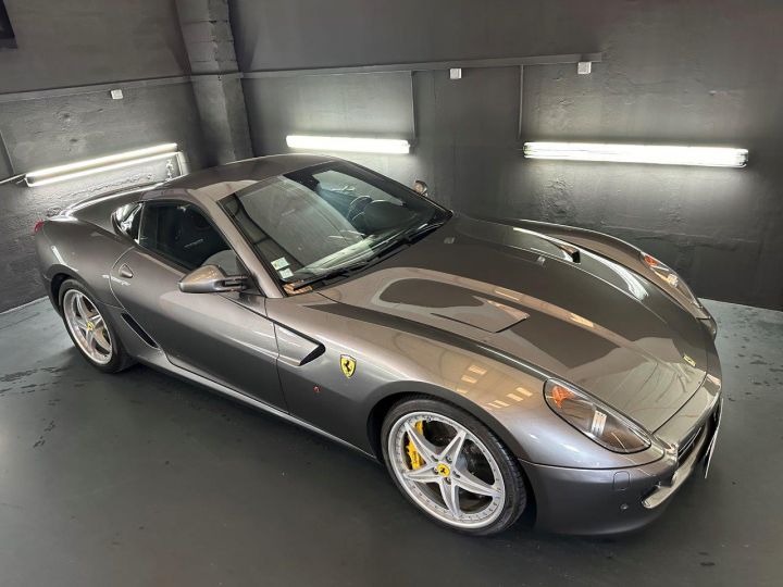 Ferrari 599 GTB Fiorano HGTE F1 Gris - 4