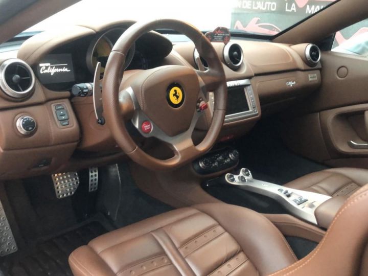 Ferrari California Gris - 8