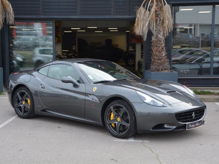 Ferrari California 4.3 V8 460 CV origine France Carbon Daytona carnet d’entretien complet Gris - 2