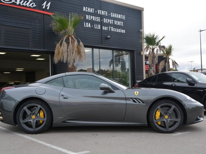 Ferrari California 4.3 V8 460 CV origine France Carbon Daytona carnet d’entretien complet Gris - 3